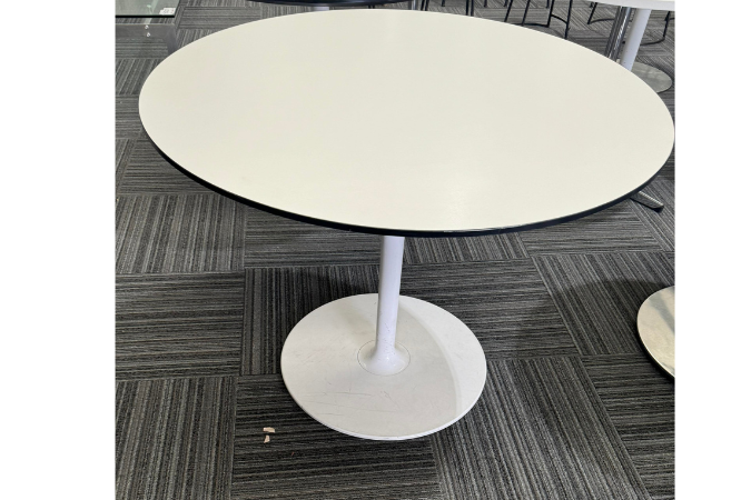 Stylecraft Round Table