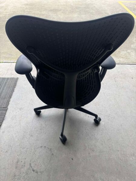 Herman Miller Mirra1- Butterfly