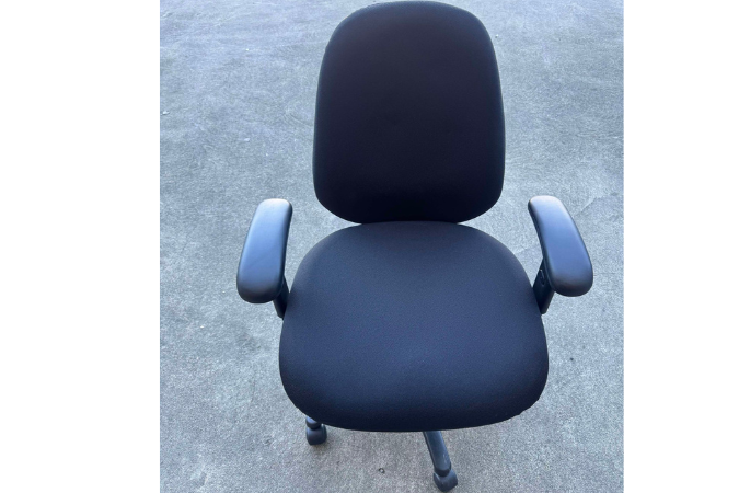 Black Task Chair/arms (buy 5 get 1 FREE)