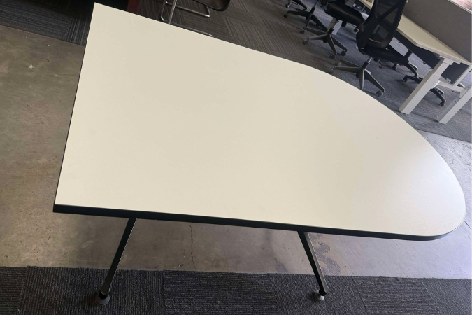 Thinking Ergonomix Desk 1500mm